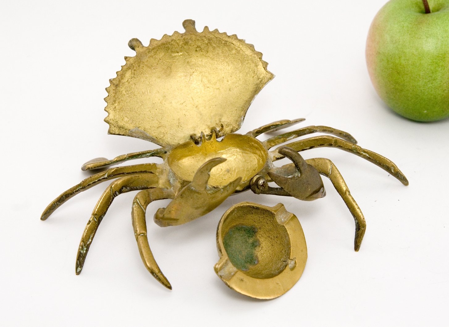 Vintage Brass Crab with Hidden Ashtray Big Ashtray