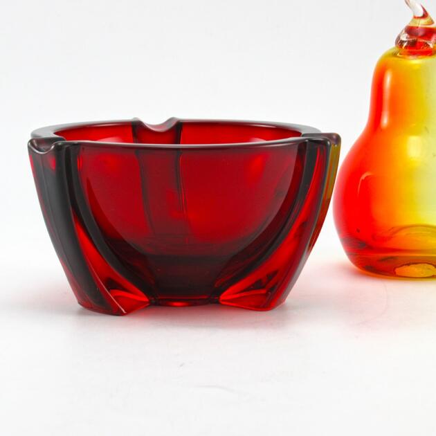 Art Deco Rocket Ashtray in Ruby Red by Duncan Miller 1933