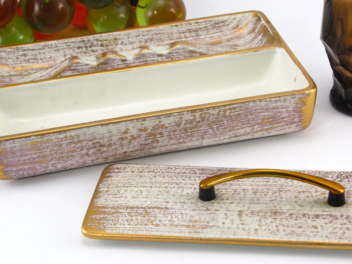 Ashtray & Stash Box in Retro Gold Tweed Vintage XLT - Image 4