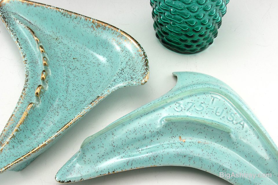 Eames Era Boomerang Ashtrays in Turquoise and Gold Set of 2 - Image 5