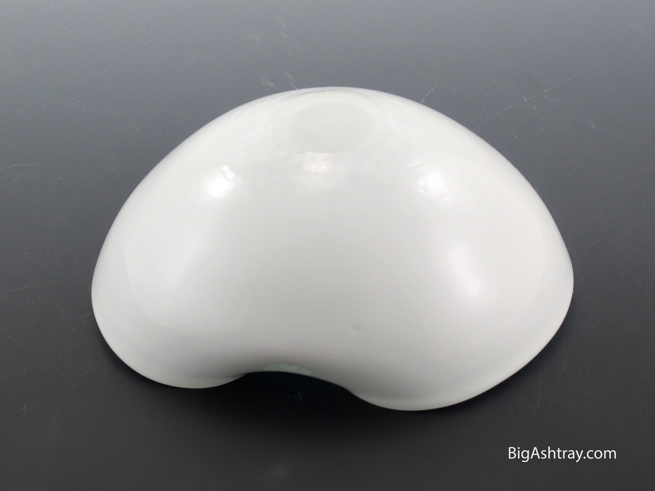 Vintage Murano Art Glass Ashtray Bowl in Blue and White - Image 4