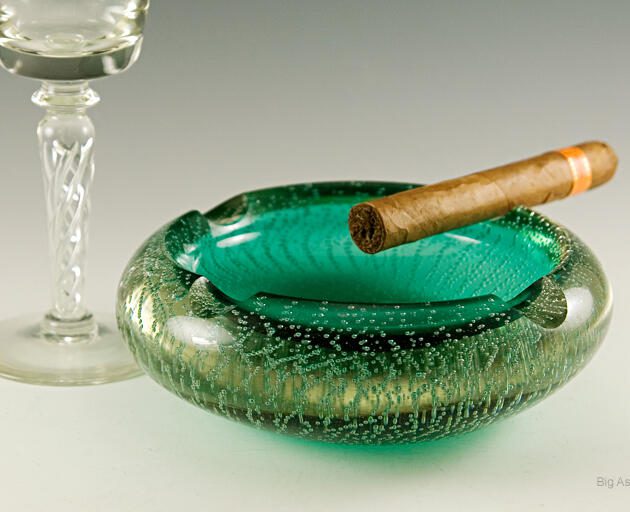 Beautiful Vintage Italian Art Glass Ashtray