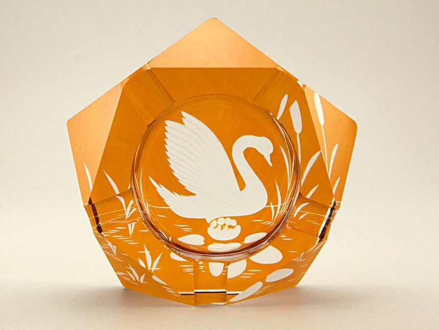 Bohemian Art Deco Cut Crystal Ashtray - Image 4