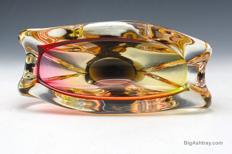 Mid-Century Modern Czech Art Glass Ashtray with Bohemia Label - Image 4