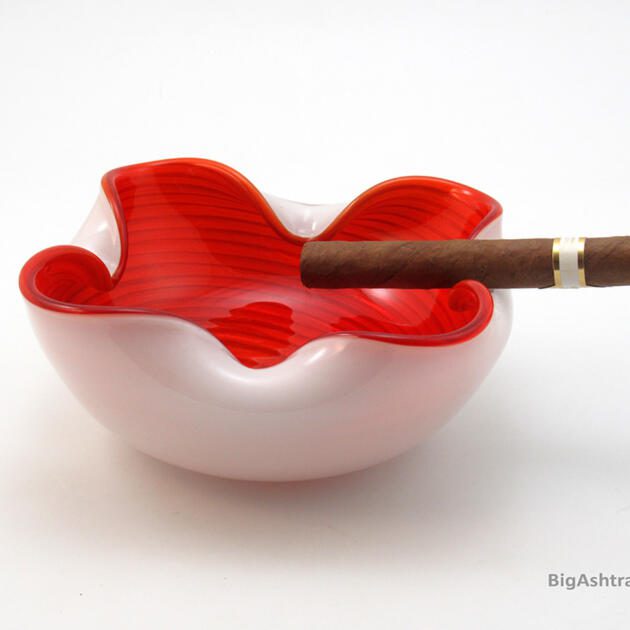 Luxury Cigar Bowl Mid-Century Italian Art Glass Barbini