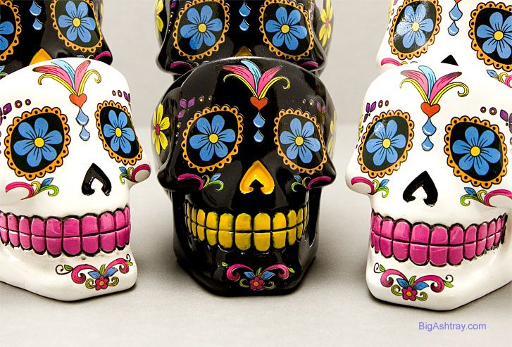 Day of the Dead Head Skull Ashtrays - Image 5