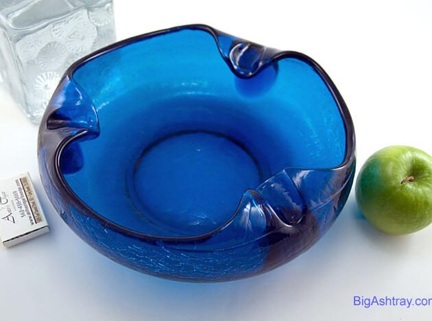 Cigar Bowl Ashtray in Bluenique Crackle Glass by Viking