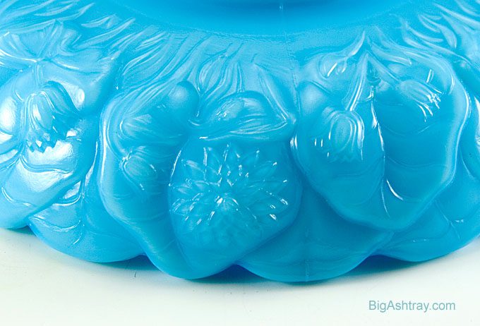 Fenton Art Glass Water Lily Glass Multi-Use Ashtray - Image 3