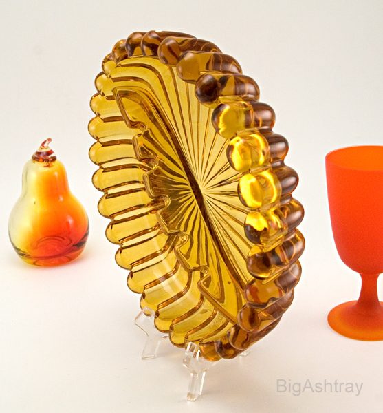Big Viking Hybrid Golden Amber Party Ashtray - Image 4