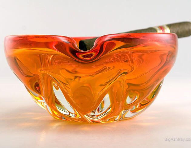 Hand-Made Crystal Persimmon Ash Bowl