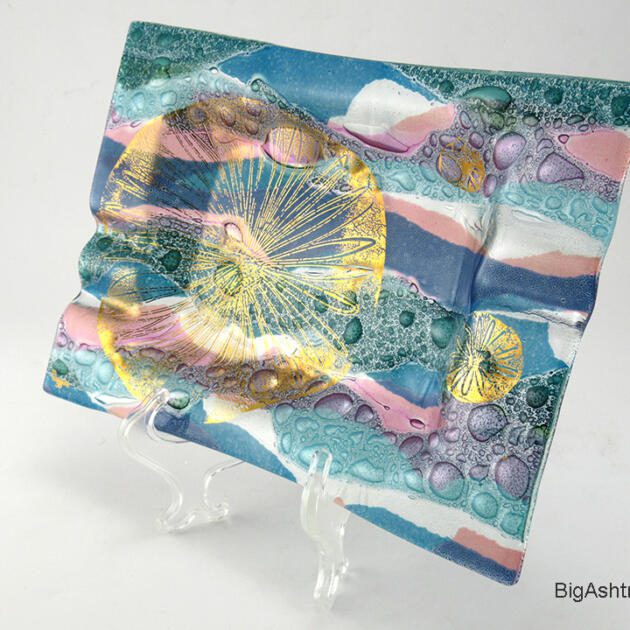 Retro Modern Higgins Art Glass Seashore Ashtray