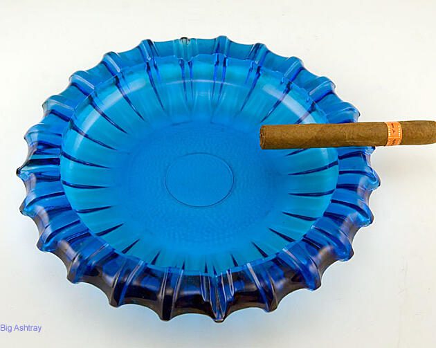 Huge Party Ashtray with Dual Cigarette and Cigar Rests