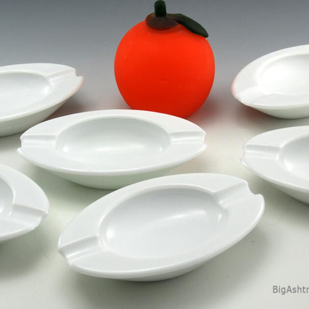 Mid-Century Modern Italian Milk Glass Ashtray Set of 6 Marked Italy