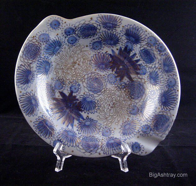 Kutani Handpainted Porcelain 1950s Large Ashtray