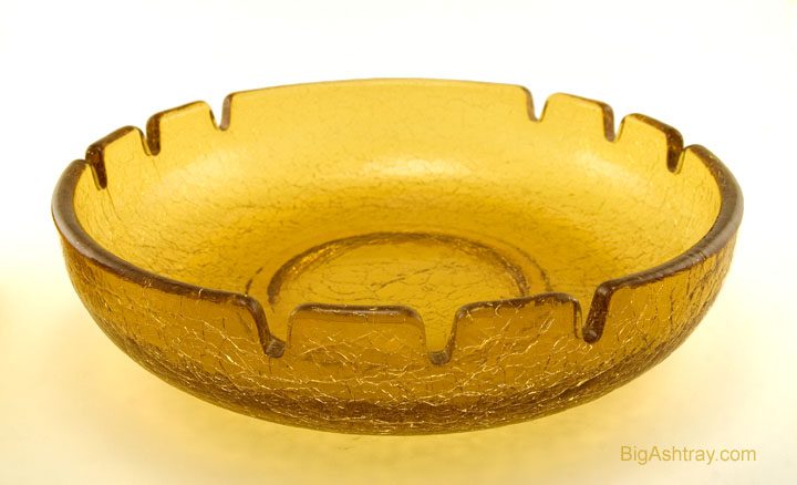 Massive Ash Bowl Set in Amber Crackle by Viking Art Glass - Image 3