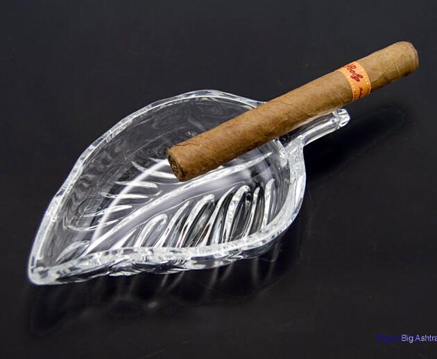 Modern Crystal Single Rest Cigar Leaf Ashtray