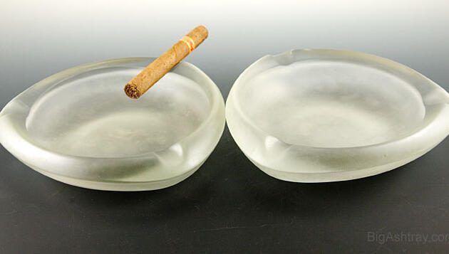 Pair of Viking Satin Mist Tri-Corner Cigar Ashtrays
