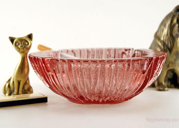 Rare Blenko Rose Glass Deep Bowl Ashtray