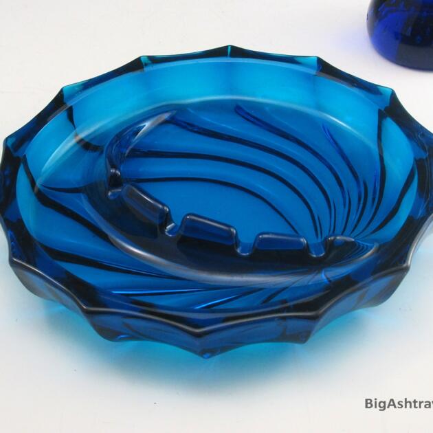 Retro Modern Art Glass Ashtray by Viking in Bluenique