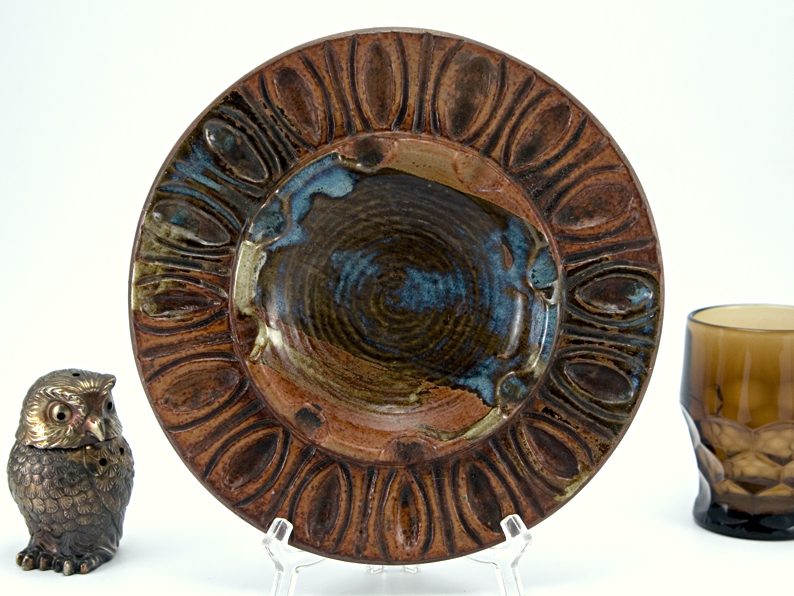 Hippie Party Ashtray Stoneware Made in USA - Image 3