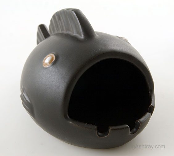 Retro Modern Fish Mouth Ash Receiver - Image 3