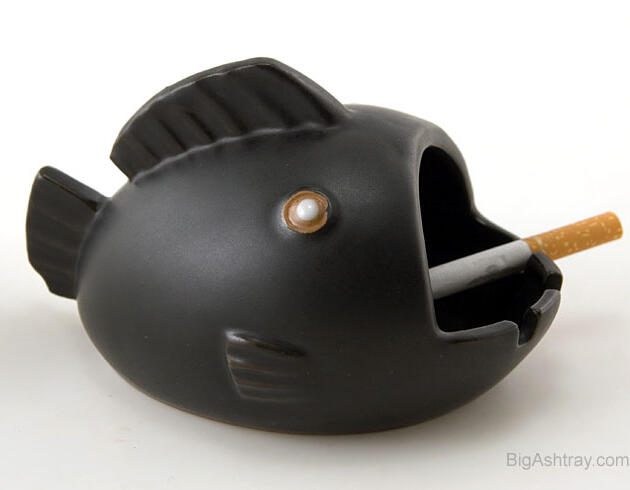 Retro Modern Fish Mouth Ash Receiver