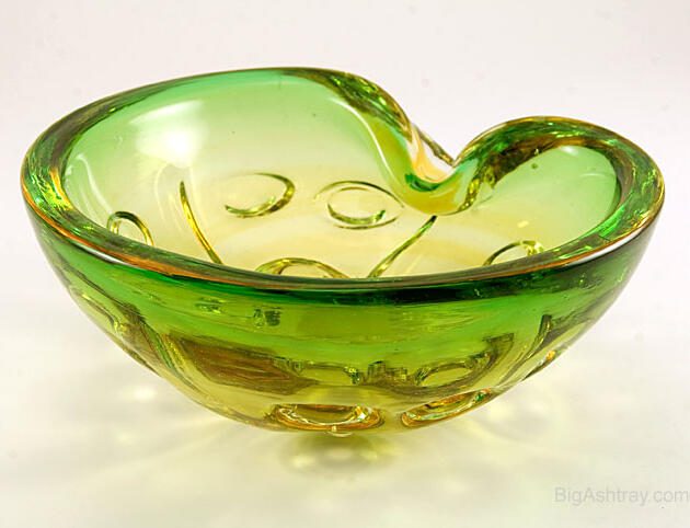 Retro Scandinavian Art Glass Ash Bowl