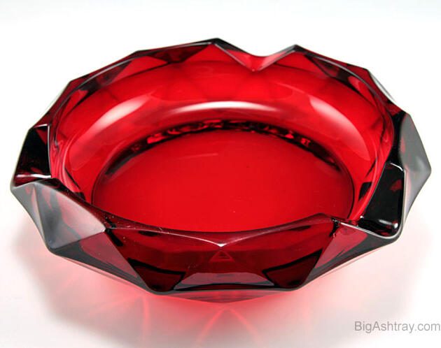 Ruby Diamond Viking Art Glass Cigar Tray