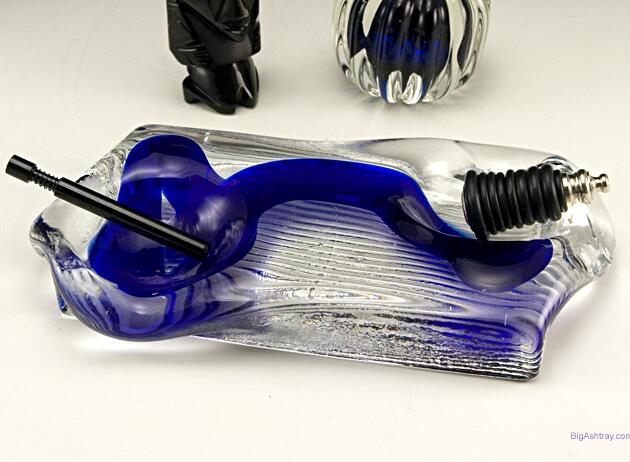 Trippy Pipe Ashtray in Cobalt and Clear