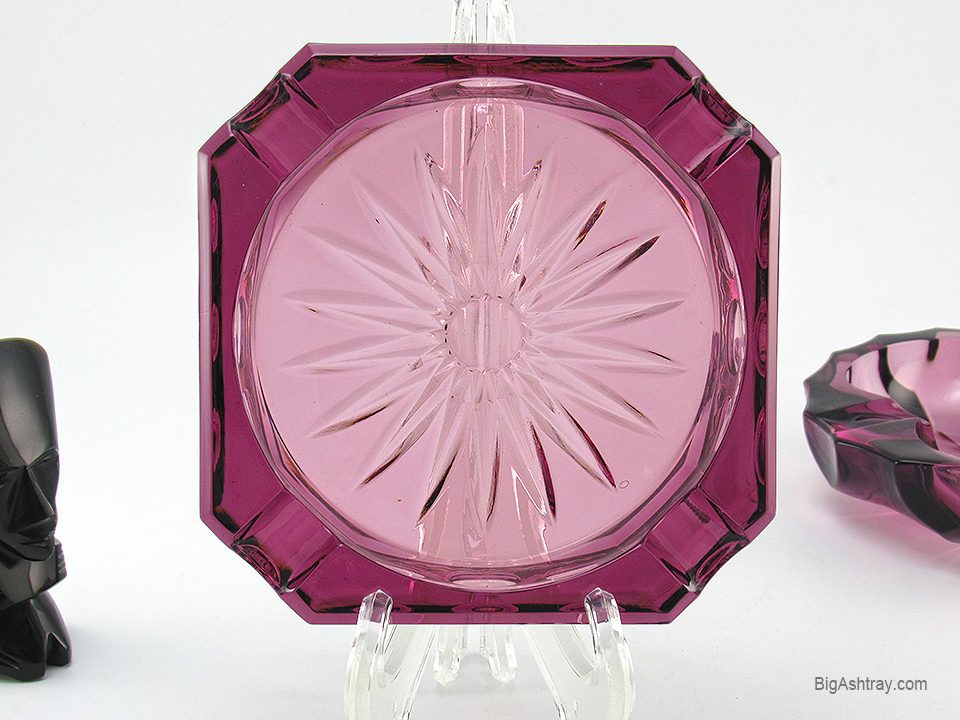 Rare King's Crown Ashtray in Plum by Tiffin Glass, US Glass - Image 4