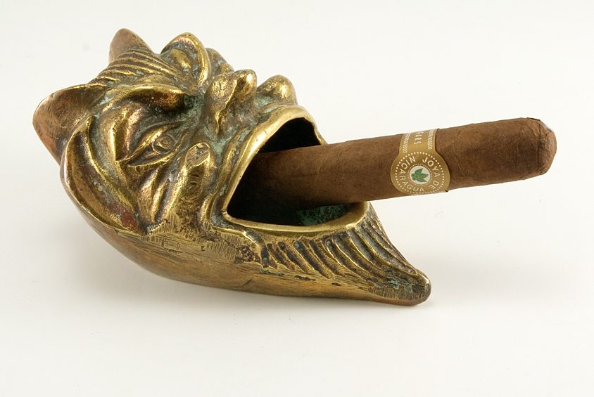 Vintage Devil Hand-Cast Brass Ashtray Made in Greece - Image 4