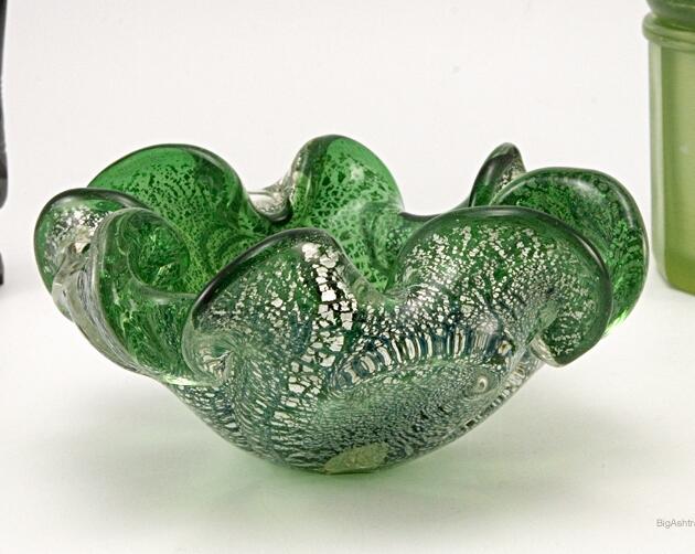 Luscious Vintage Venetian Art Glass Emerald Ashtray Bowl