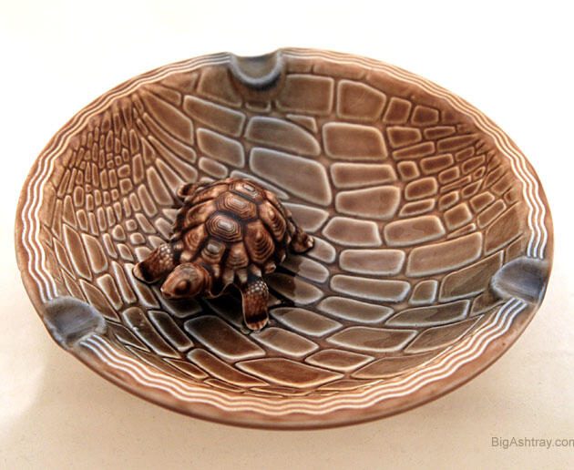 Wade Porcelain Turtle Ashtray England