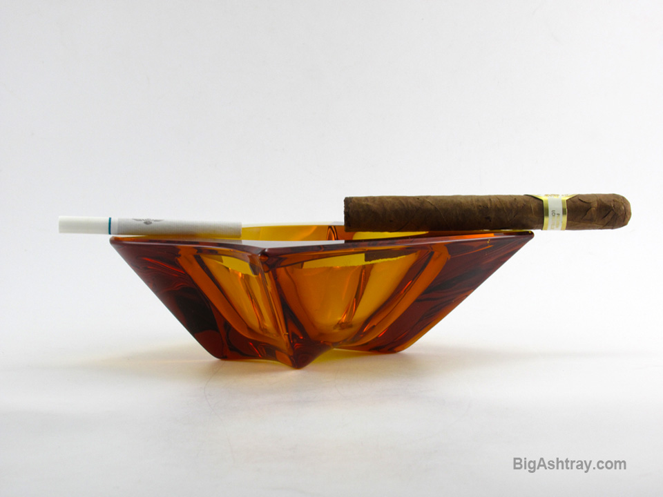 Dazzling Amber Crystal Ashtray Mid-Century Modern High Quality - Image 2