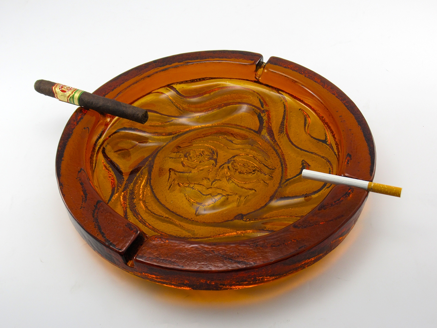 Huge Blenko Glass Sun Face Heavy Patio Ashtray - Image 2