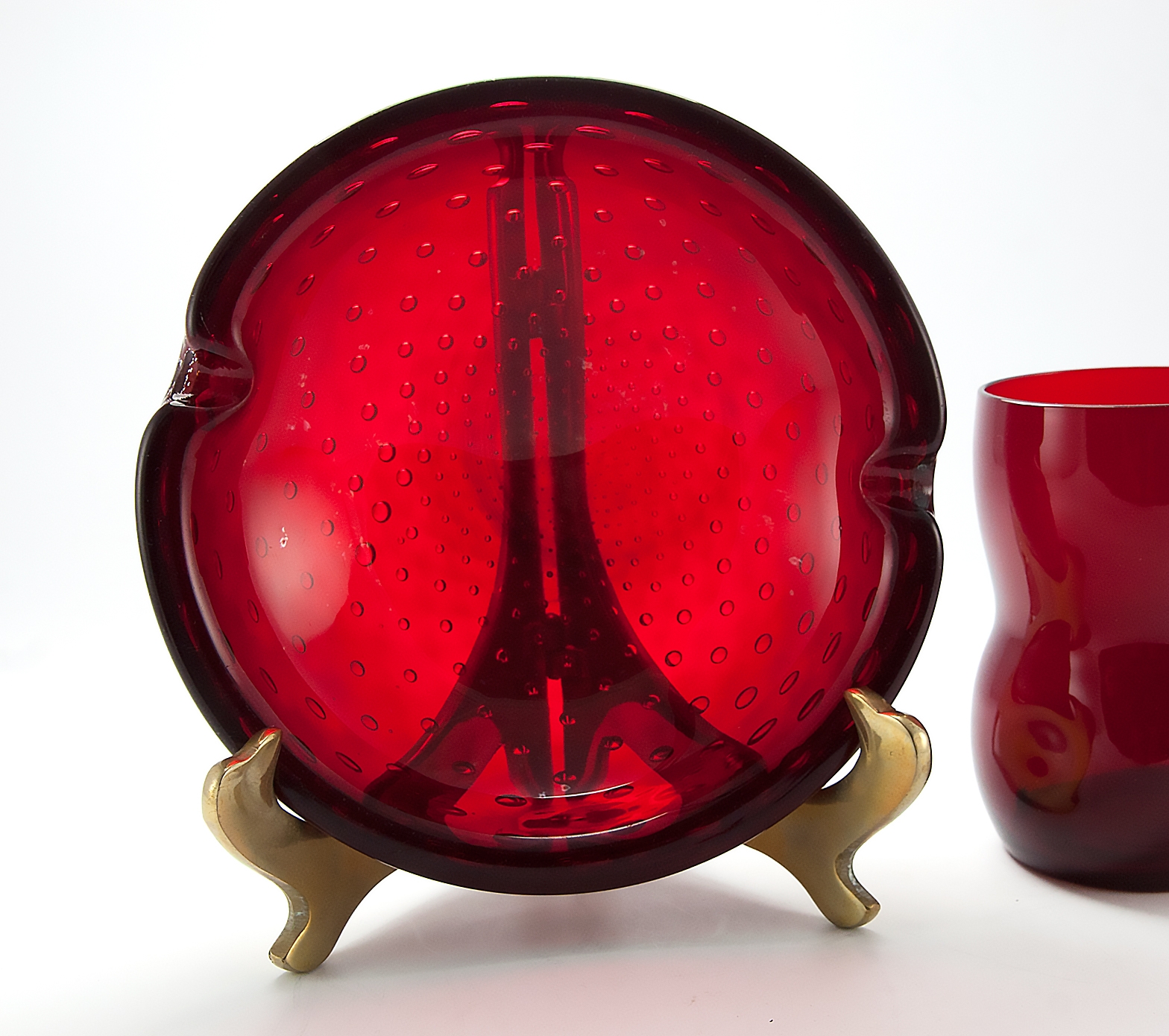 Ruby Art Glass Ashtray Mid-Century Italian - Image 5