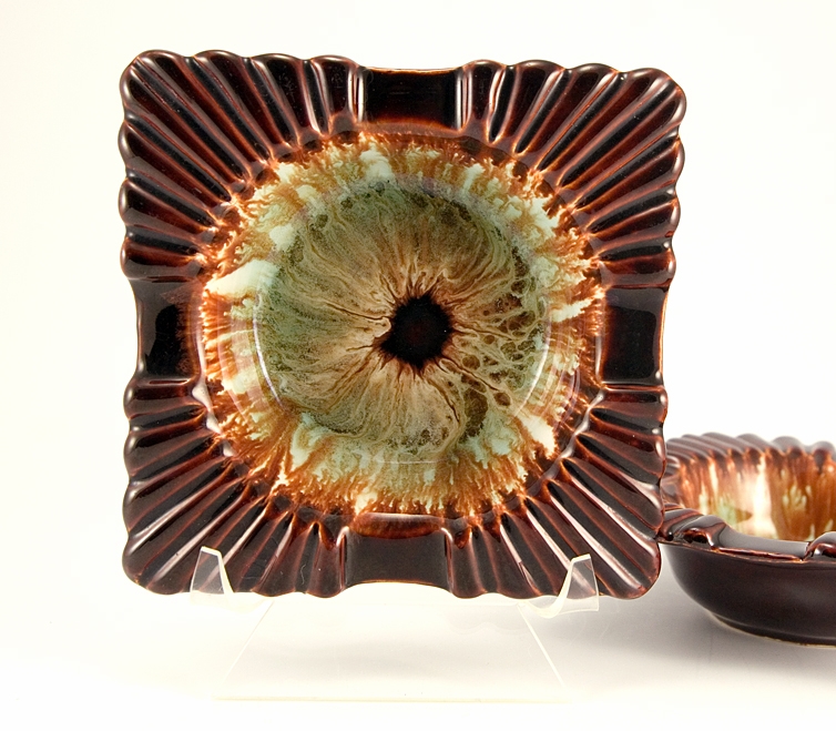 Vintage Art Pottery Hand-Made Ashtray SET of 2 - Image 2