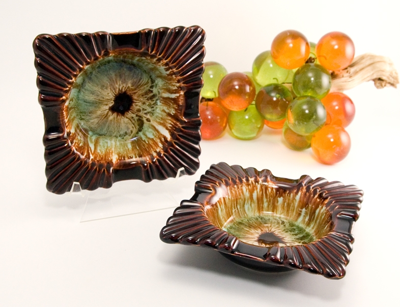 Vintage Art Pottery Hand-Made Ashtray SET of 2 - Image 4