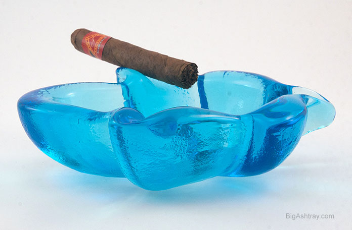 Big Blue Vintage Glass Leaf Cigar Ashtray - Image 2