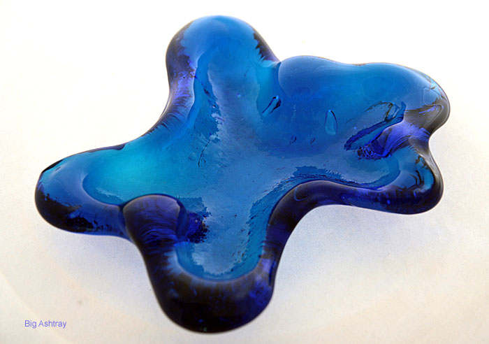 Blenko Art Glass Amoeba Shaped Smoking Accessory - Image 8