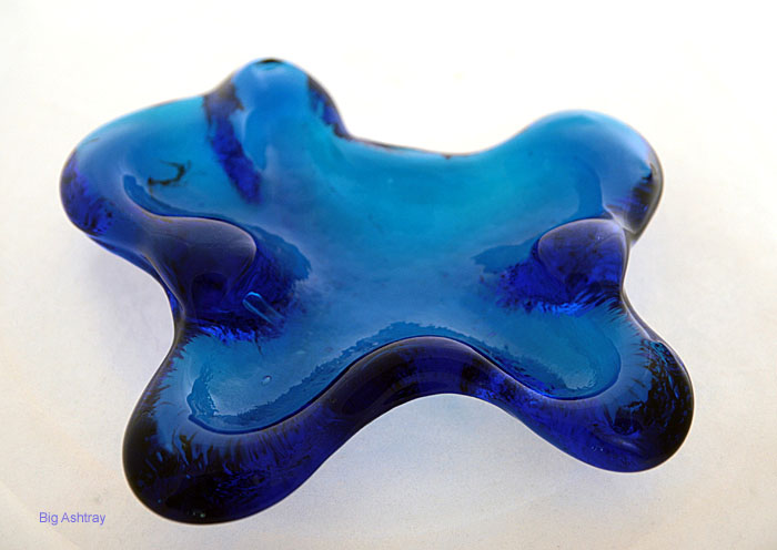 Blenko Art Glass Amoeba Shaped Smoking Accessory - Image 9