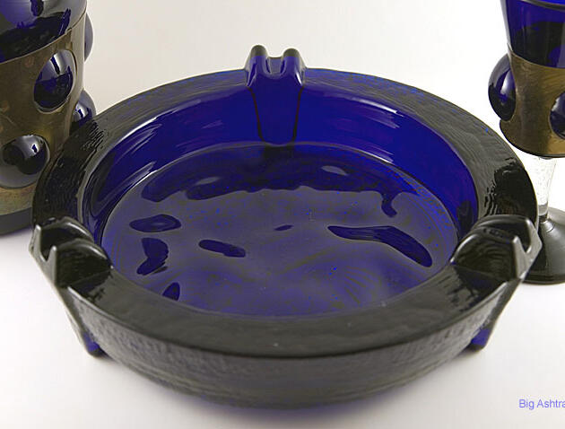 Blenko Oriental Cobalt Blue Massive Party Ashtray