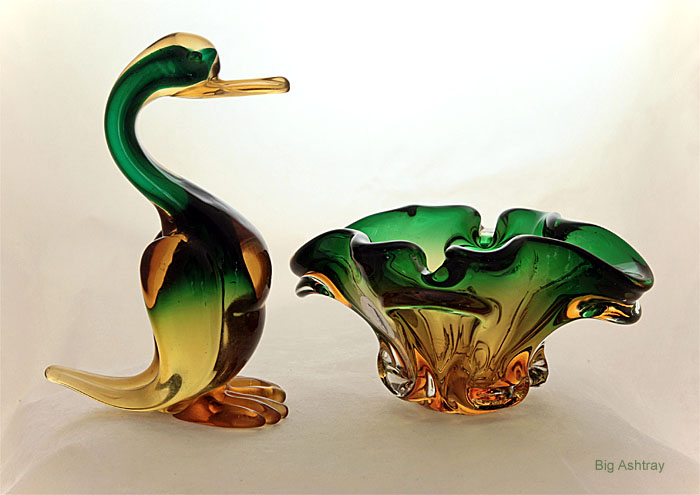 Blown Venetian Glass Deep Ashtray - Image 5