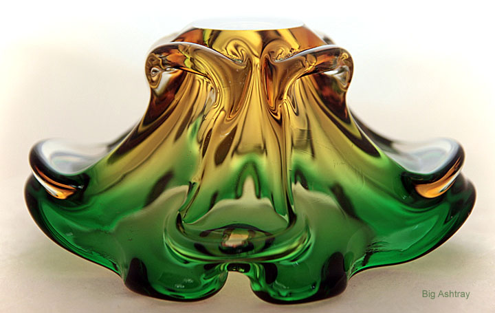 Blown Venetian Glass Deep Ashtray - Image 3