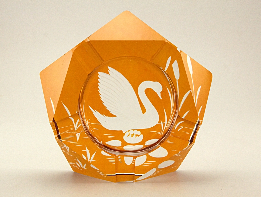 Bohemian Art Deco Cut Crystal Ashtray - Image 4