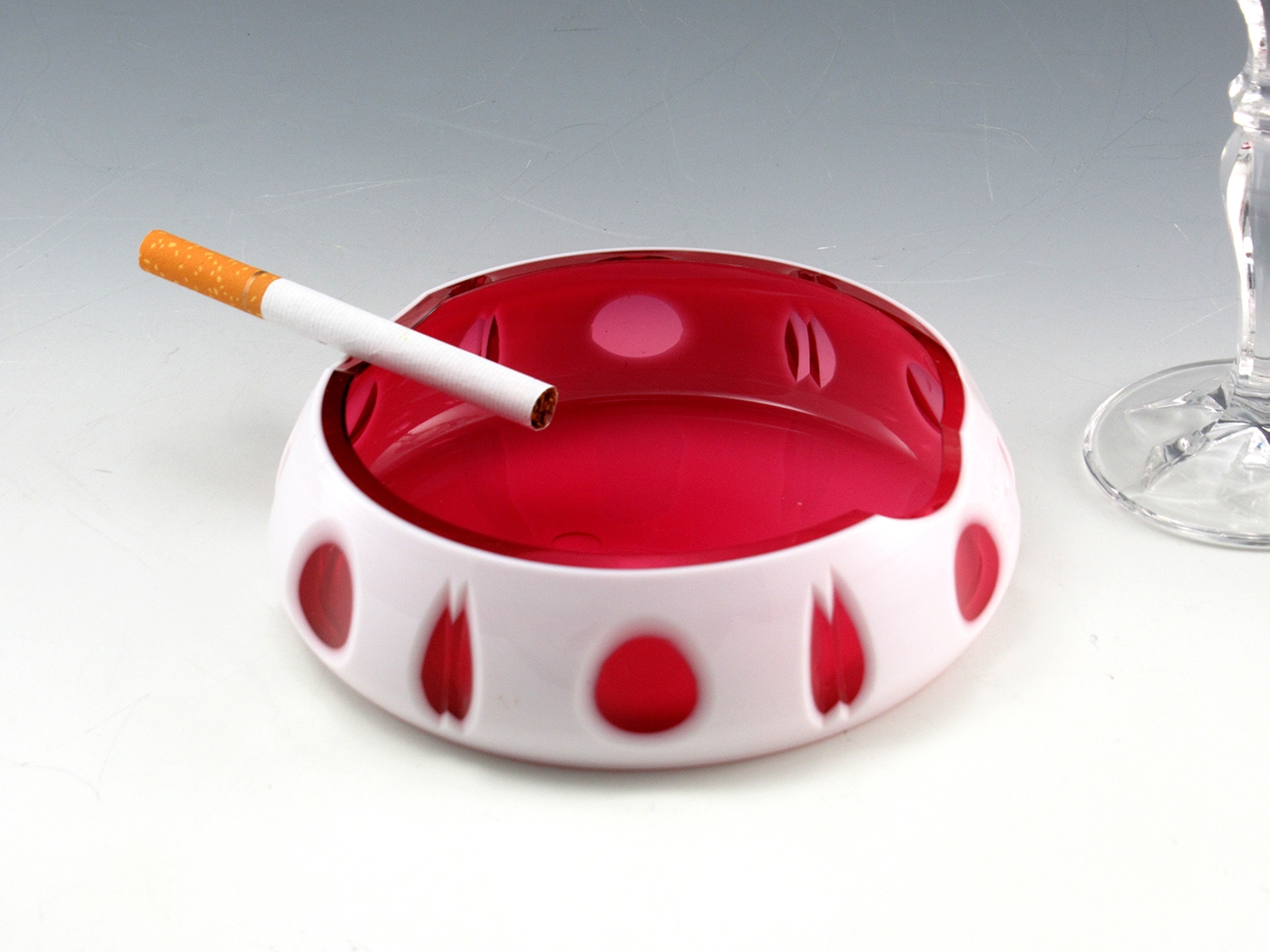 Art Deco Bohemian Ashtray White Cut to Cranberry - Image 2