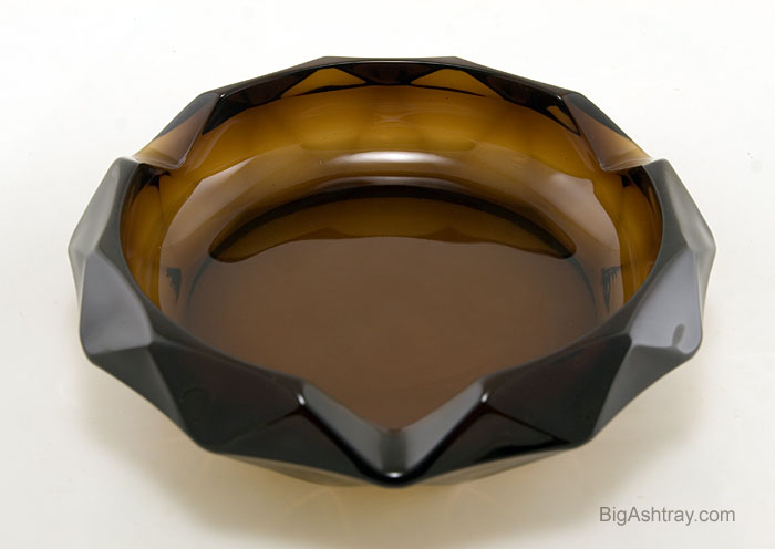 Chestnut Brown Diamond Cut Vintage Cigar Ashtray - Image 2