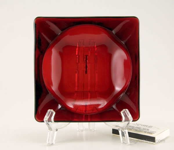 Classic Royal Ruby Glass Vintage Ashtray Set of 2 - Image 5