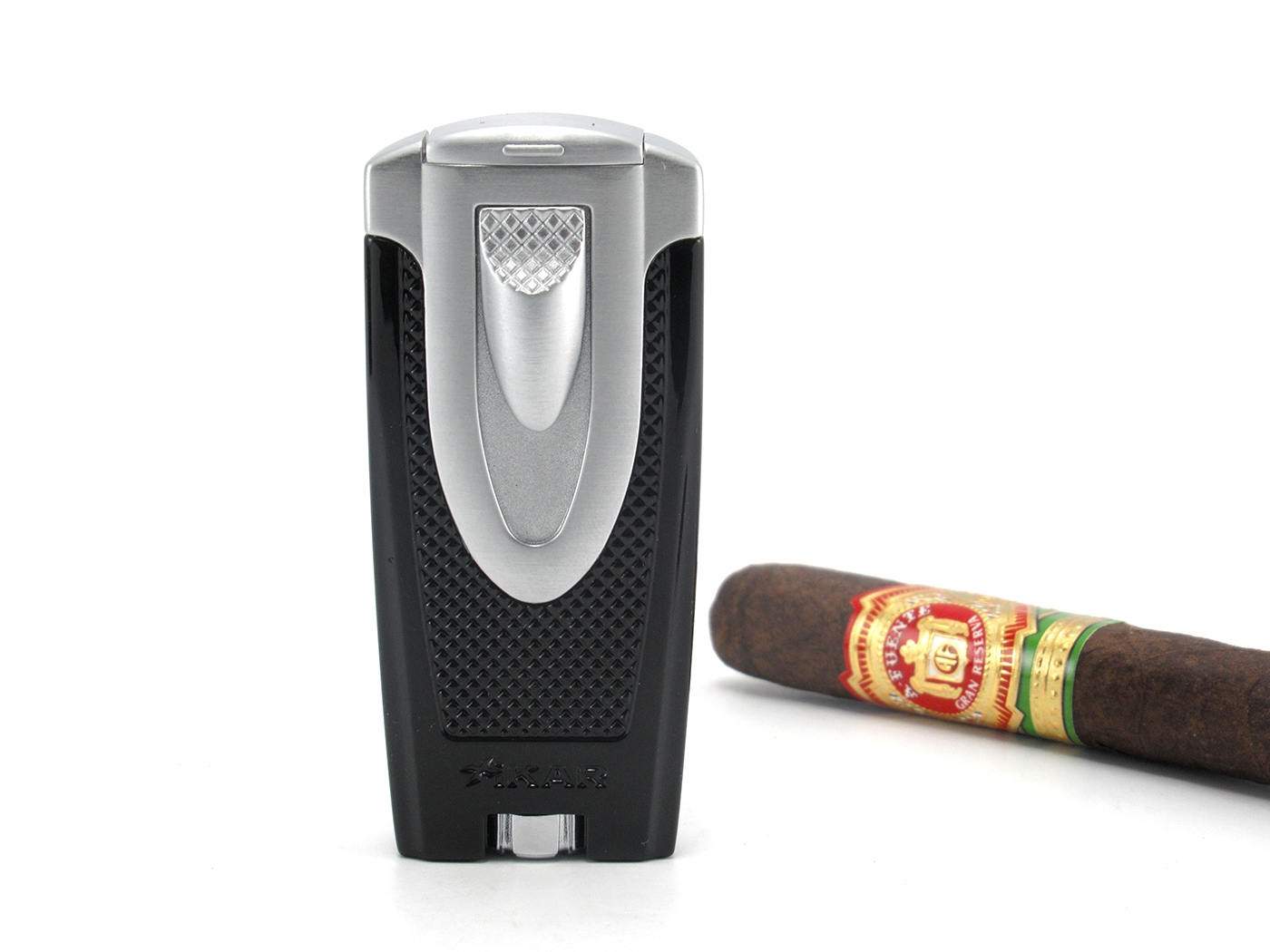 Axia Dual Jet Flame Cigar Lighter by Xikar in Black