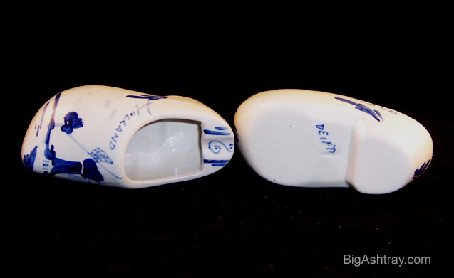 Dutch Delft Vintage Shoe Ashtray Set - Image 3